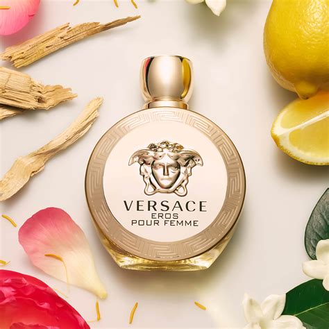 bob versace femme|versace pour femme.